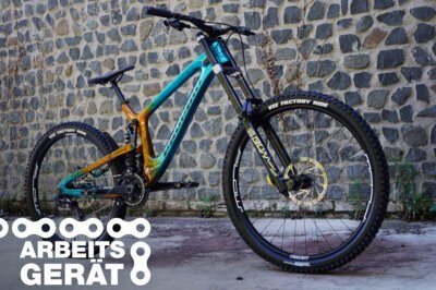 Propain Rage von George Brannigan: Schickes Custom-World Cup-Bike