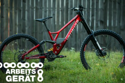 Arbeitsgerät: Specialized Demo von Loïc Bruni