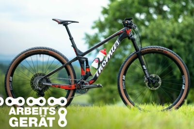 Arbeitsgerät – Olympia Edition: Thömus Lightrider Worldcup Ganbaru von Mathias Flückiger