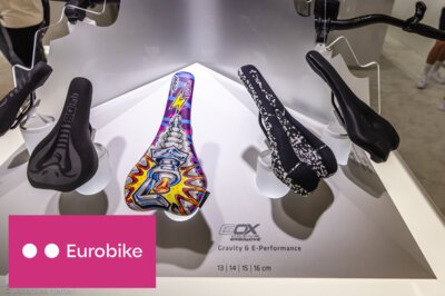 Eurobike 2024: SQlab – Celebrity-Sättel, Hosen, Flügelgriffe