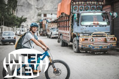 Interview mit Globetrotter Gerhard Czerner: „Die Reduktion aufs Wesentliche beim Reisen erdet!“
