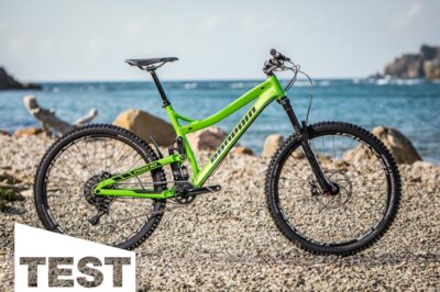 Propain Tyee AM im Test: Grünes Gerät für grobes Gelände