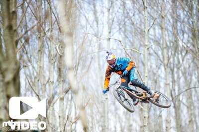 DH World Cup #1 – Lourdes: Video-Action aus dem Training mit Vital RAW, Ratboy, Jasper und Loic Bruni