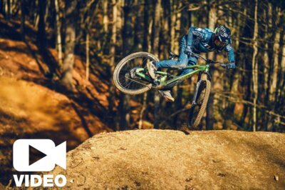 Die Definition von Style: Mitch Ropelato fräst auf dem neuen Cannondale Jekyll