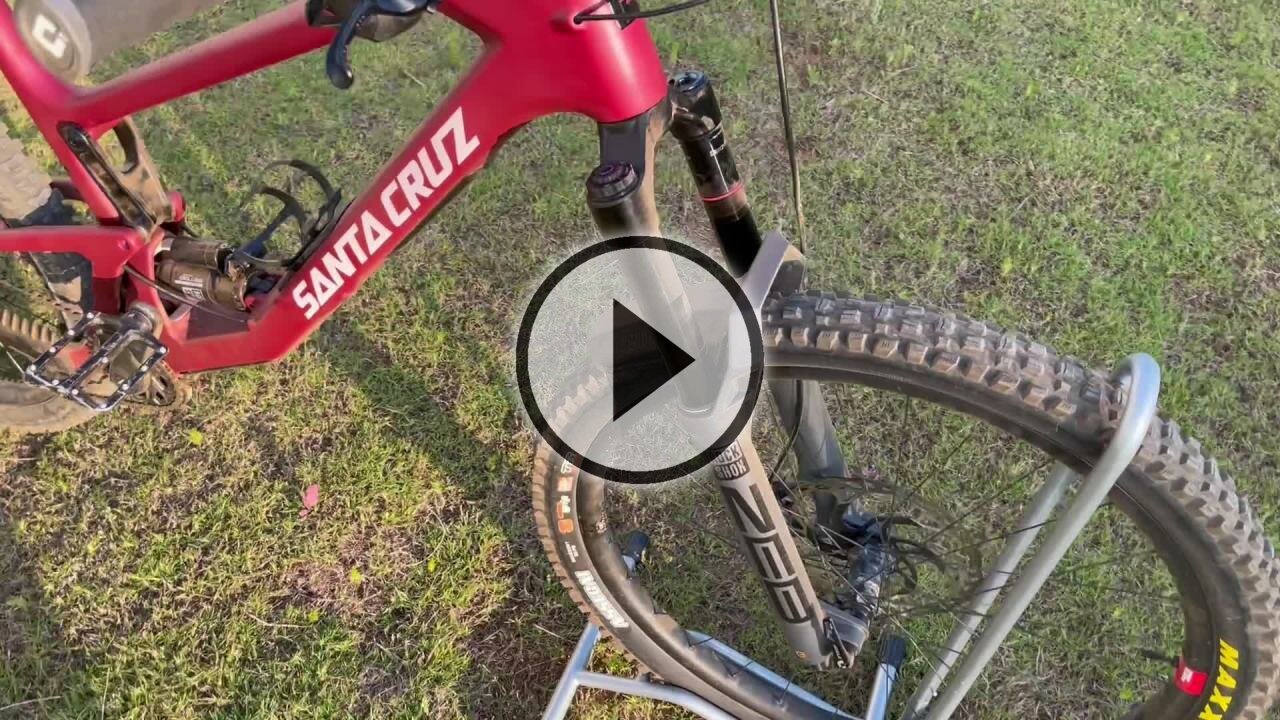 Video Santa Cruz Hightower 2024 Cardinal Red